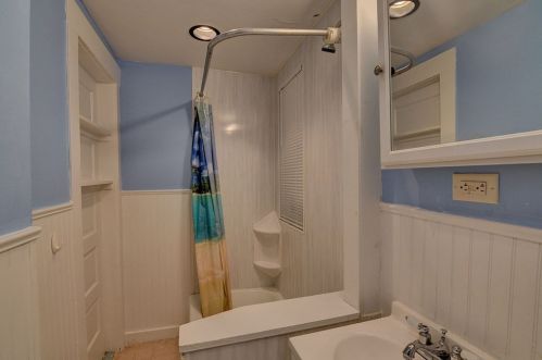 313 Copeland St, Quincy MA 02169-4006 exterior