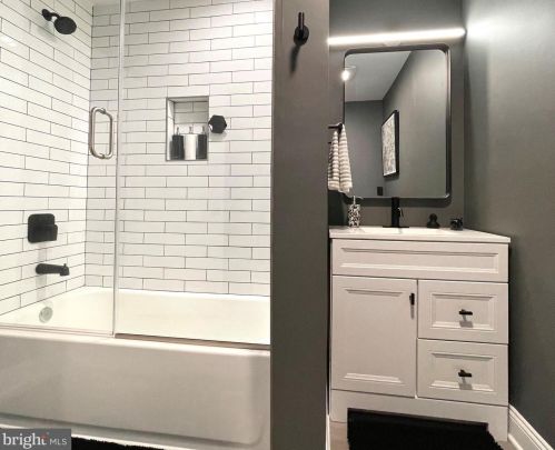 163 Carlisle Rd, Camden NJ  08106-1209 exterior