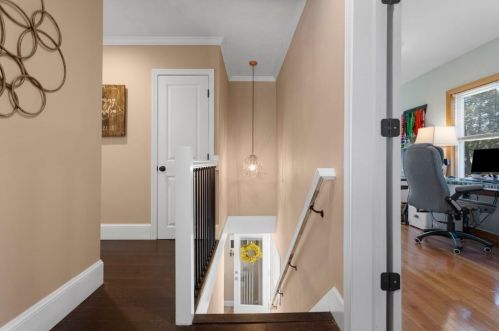 32 Pulaski St, Peabody MA 01960-1831 exterior