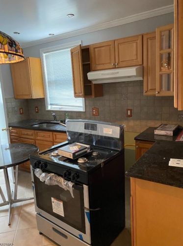 11 Naples Ave, Belleville NJ  07109-1121 exterior