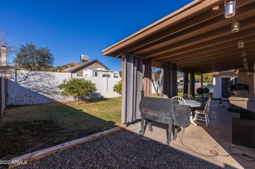 10602 42nd St, Phoenix AZ 85050-3376 exterior