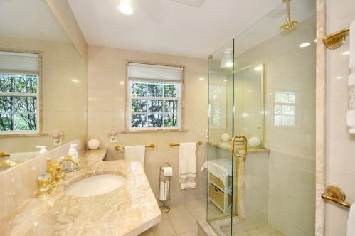 15 Rdg St, Arlington MA 02474-1705 exterior