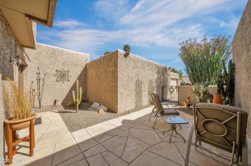 4031 Charter Oak Rd, Phoenix AZ 85032-7470 exterior