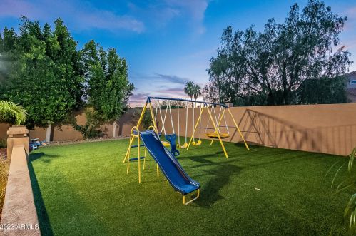 1368 Desert Flower Ln, Phoenix AZ  85048-5928 exterior