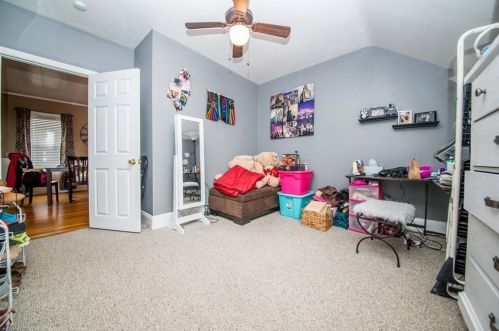 1029 Plymouth Ave, Fall River MA 02721-1939 exterior