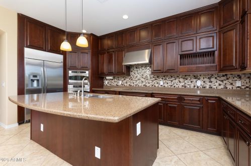 1605 Aloe Vera Dr, Phoenix AZ 85085-8053 exterior