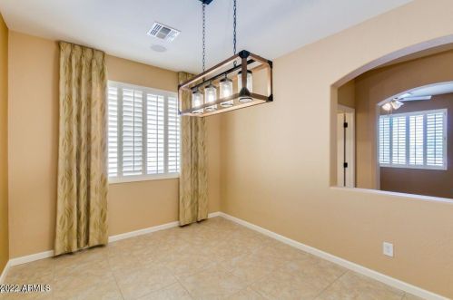 4247 Casitas Del Rio Dr, Phoenix AZ  85050-8761 exterior