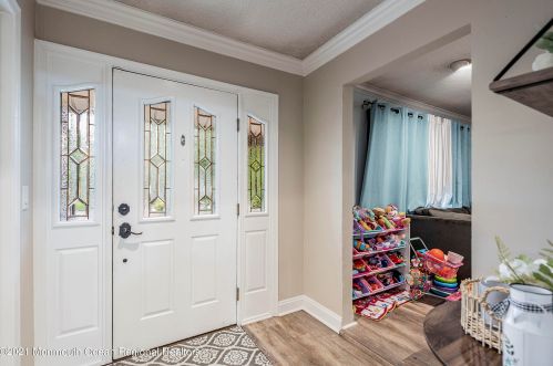 49 Cooks Bridge Rd, Jackson Twp NJ  08527-2523 exterior