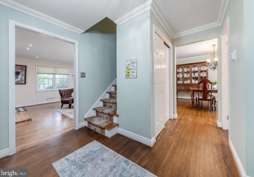 947 Locksley Ln, West Deptford NJ  08096-3121 exterior