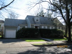 77 Elinor Rd, Newton, MA 02461-1821