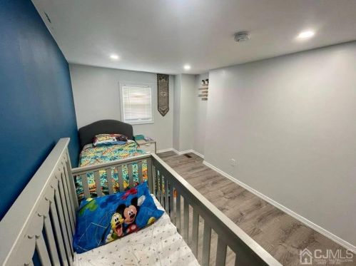 78 Hagaman St, Carteret NJ  07008-1946 exterior