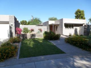6841 Central Ave, Phoenix AZ  85012-1000 exterior