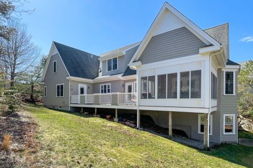 16 Aberdeen, Plymouth MA  02360-2470 exterior