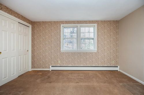 97 Hl St, Topsfield MA 01983-2410 exterior