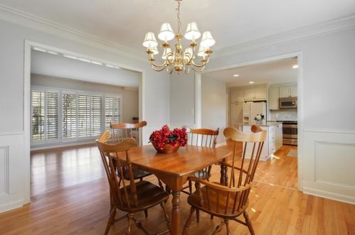 2262 Brookhurst Dr, Atlanta GA 30338-6646 exterior