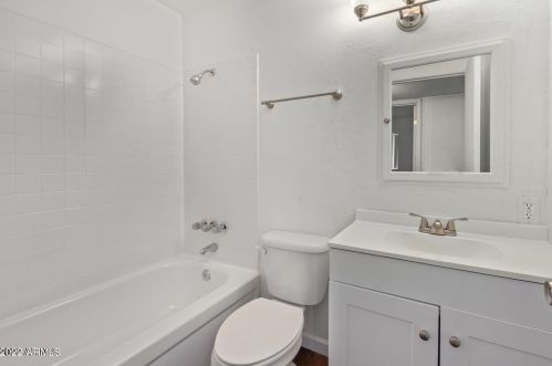 3842 Butler Dr, Phoenix AZ  85051-4742 exterior