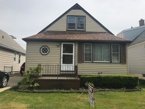 393 Downing St, Buffalo, NY 14220-2743