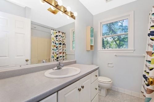 35 Vernon St, Newton MA 02458-2046 exterior