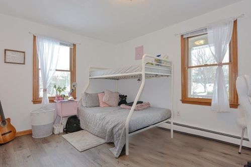 44 Etre Dr, Worcester MA 01604-1408 exterior