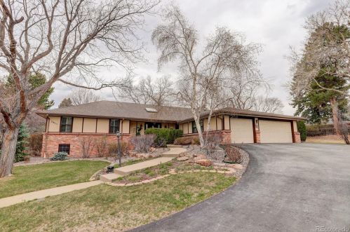 3911 Nassau Cir, Englewood, CO 80113-5126