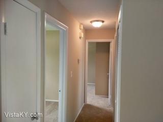 5219 Garden Green Way, Louisville KY  40218-4115 exterior