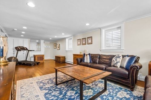 17 Bel Air Rd, Hingham MA 02043-1210 exterior