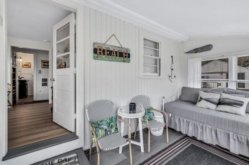 722 State Hwy, Eastham MA 02642-2534 exterior