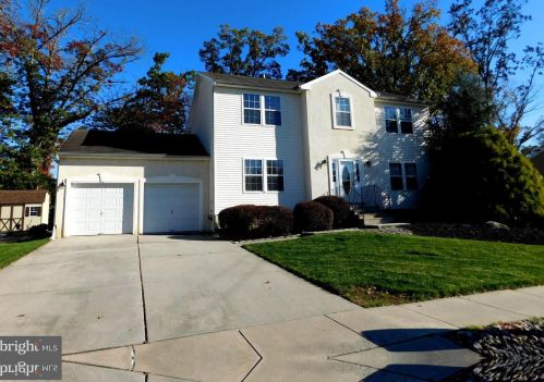 612 Schaeffer Ave, West Deptford NJ 08096-6631 exterior