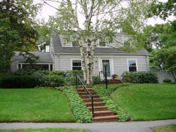 44 Puritan Rd, Newton, MA 02461-1037