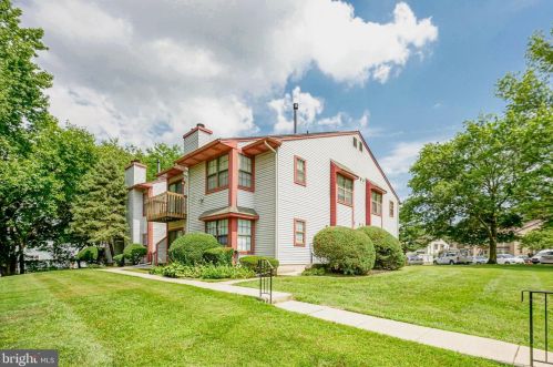 405 Durham Ct, West Deptford NJ  08051-2020 exterior