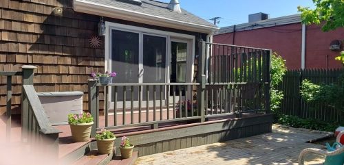 1562 Sassaquin Ave, New Bedford MA 02745-2328 exterior