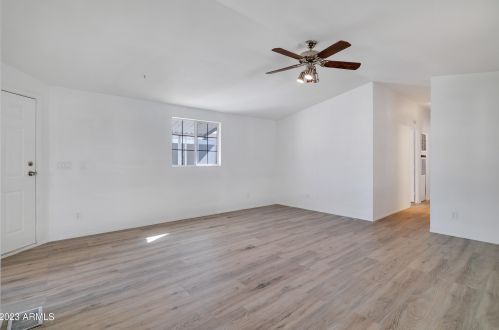 17834 17th St, Phoenix AZ 85022-1670 exterior