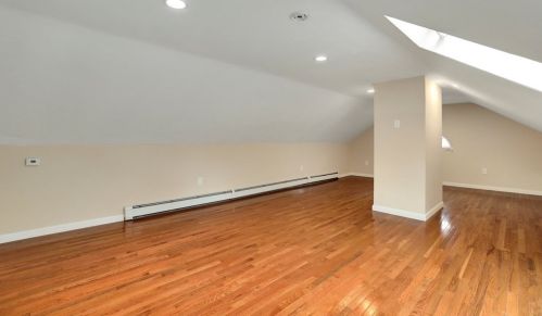 922 Furnace Brk Pkwy, Quincy MA 02169-2304 exterior