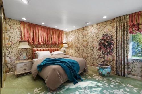 32 Brookshire Rd, Worcester MA 01609-1252 exterior