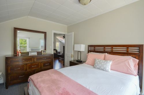 70 Spruce St, New Bedford MA 02740-5305 exterior