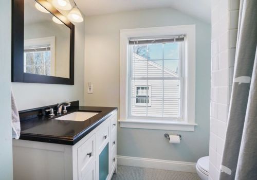 58 Taylor Ave, Dedham MA 02026-5104 exterior