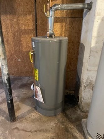 14 Lucas St, New Bedford MA 02744-1509 exterior