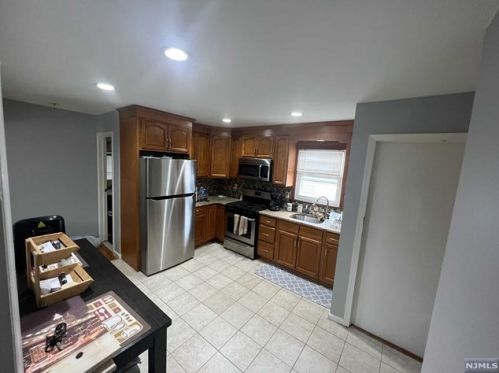 274 Wilson Ave, Kearny NJ  07032-3347 exterior