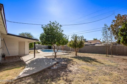 4923 Cheery Lynn Rd, Phoenix AZ  85031-3514 exterior