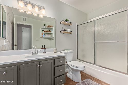 3146 Cholla St, Phoenix AZ 85029-3801 exterior