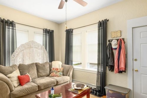 13 Blanchard Rd, Weymouth MA 02190-2840 exterior