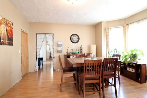 292 Durfee St, Fall River MA 02720-2330 exterior