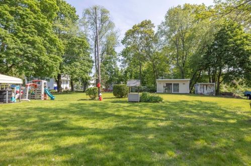 20 St, Taunton MA 02780-4392 exterior