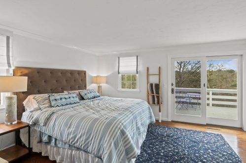 595 Riverview Dr, Chatham MA  02633-1117 exterior