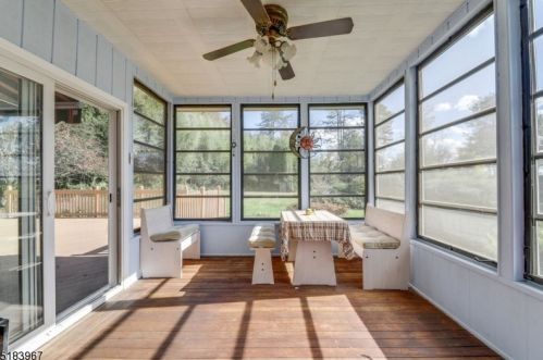 4 Pheasant Ln, Milford NJ  08848-1554 exterior