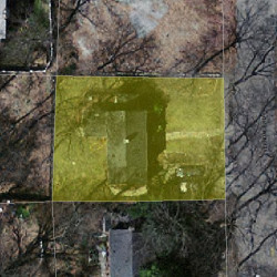 27 Verndale Rd, Newton MA  02461-2113 aerial view