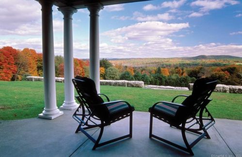 2080 Undermountain Rd, Sheffield MA 01257-9639 exterior