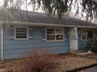 731 Green Valley Rd, Jackson Twp NJ  08527-2945 exterior