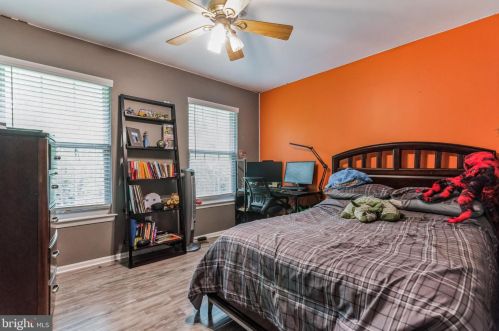 2405 Beacon Hl Dr, Erial NJ 08081-1106 exterior