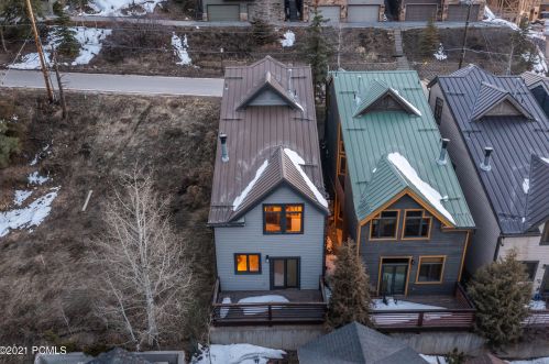 1172 Lowell Ave, Park City UT 84060-5115 exterior